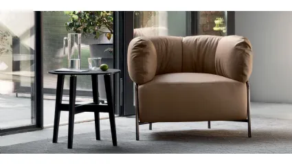 Poltroncina Quadrotta in tessuto imbottito di Calligaris