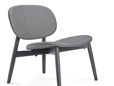 Poltroncina Harmo Relax in tessuto imbottito con gambe in Frassino massello verniciato Nero di Infiniti