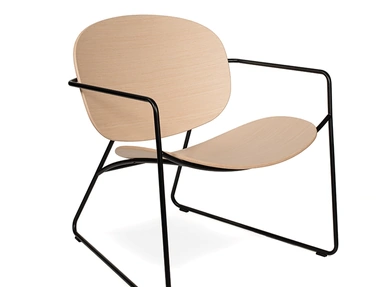 Poltroncina Tondina Lounge in Rovere Naturale a acciaio di Infiniti