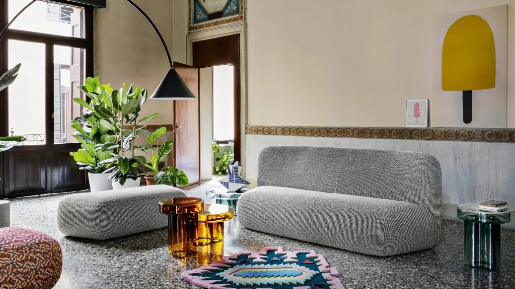 Divano lineare di design Botera Sofa in tessuto di Miniforms