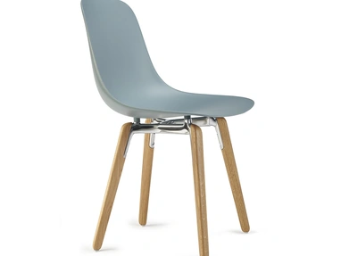 Sedia Pure loop Mono Wooden Legs con scocca in polipropilene e gambe in massello di Faggio Naturale Infiniti
