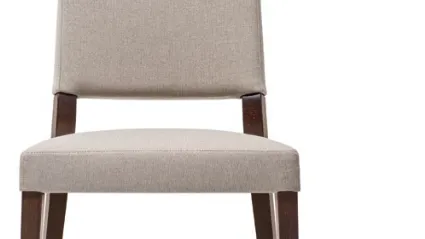Sedia in tessuto con struttura in legno Sandy di Connubia