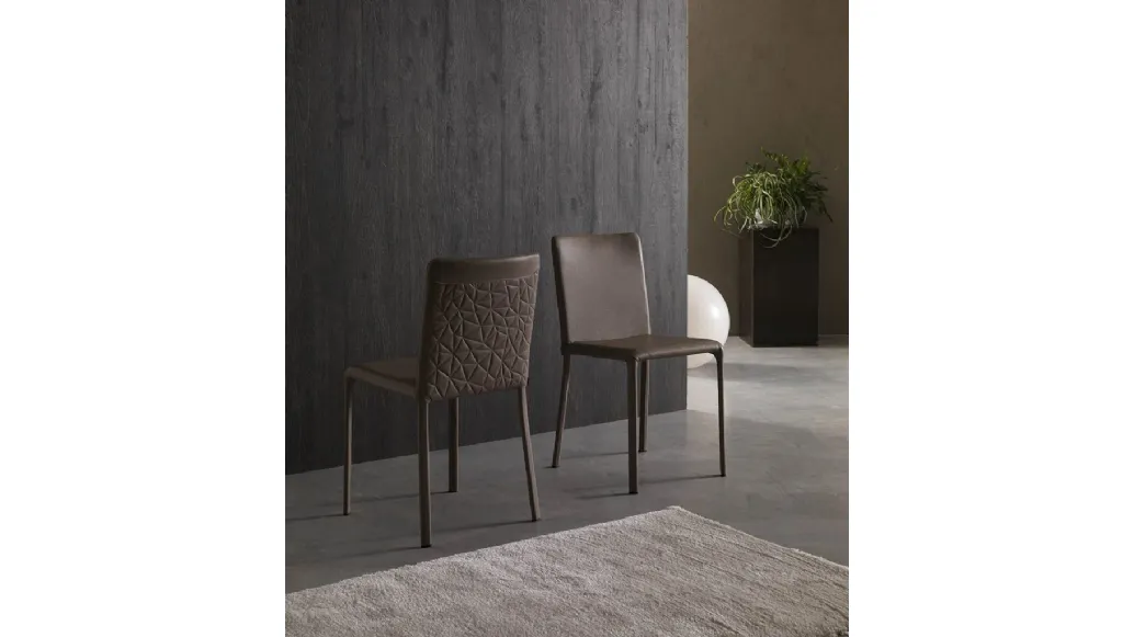 Sedia rivestita in pelle con motivo geometrico sullo schienale Lunette Plus di Ozzio