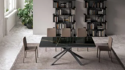 Tavolo allungabile e allargabile 4x4 in Marble Glass Sahara Noir Lucido di Ozzio