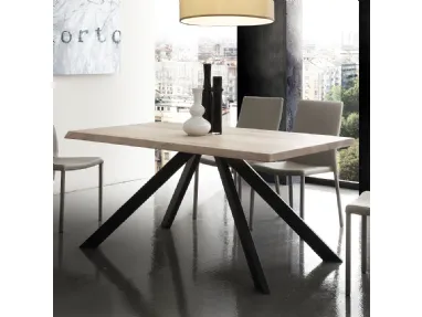 Tavolo Bio-Metal in Frassino olivato massello spazzolato tinto naturale con bordo corteccia e gambe in metallo verniciato di La Seggiola
