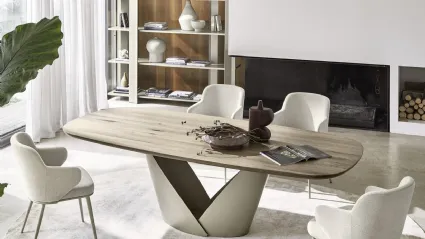 Tavolo Calla con piano in legno di Calligaris