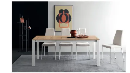 Tavolo in legno con gambe in metallo Duca di Calligaris