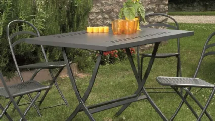 Tavolo pieghevole Folding Table in acciaio zincato e verniciato di La Seggiola