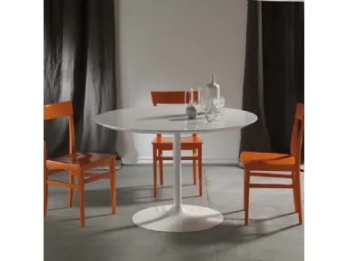 Tavolo rotondo Max in laminato bianco lucido con bordo svasato e struttura in metallo verniciato bianco di La Seggiola