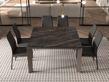 Tavolo quadrato allungabile in cristallo ceramica con base in metallo Metrò Quadro di Ozzio