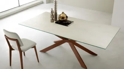 Tavolo di design con struttura in metallo e piano in vetro Mikado di Eurosedia