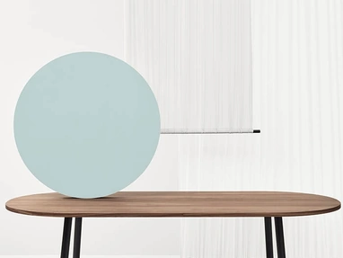 Tavolo Record Living in legno con base in acciaio di Infiniti