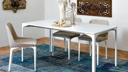 Tavolo con struttura in metallo verniciato e piano melaminico Rodolfo di Aeffe