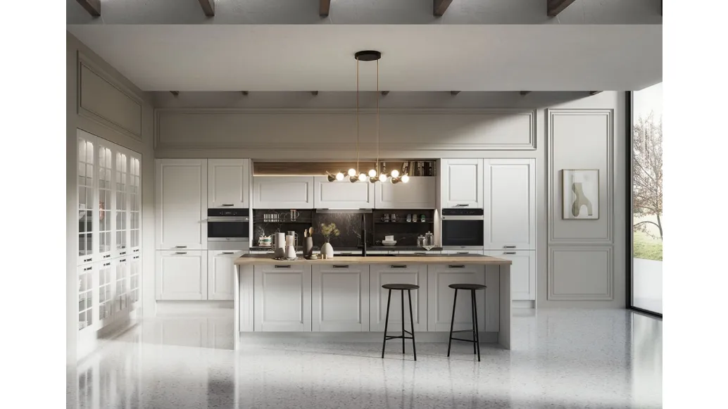 Cucina Classica Asolo in Frassino laccato a poro aperto Siberia e top in ceramica effetto marmo di Arredo3