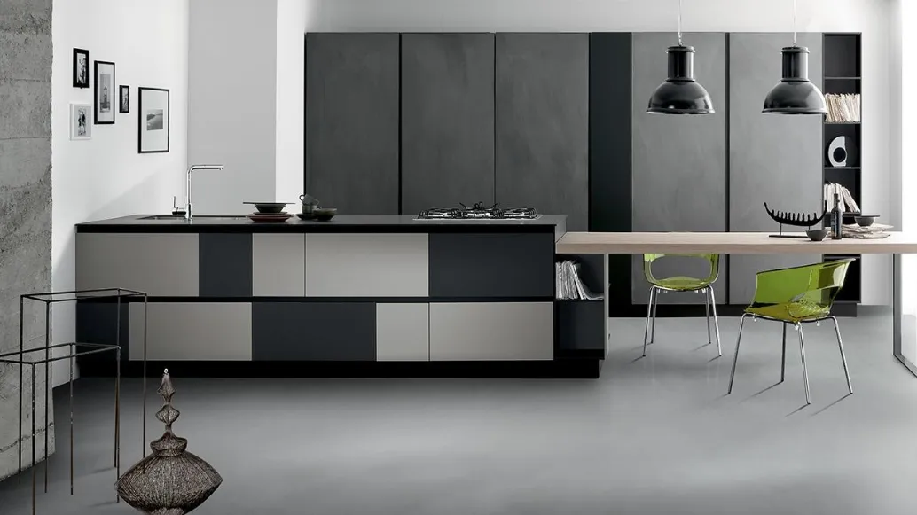 Cucina Moderna lineare in Fenix  Grigio e Nero e resina malta ecologica cemento Scaccomatto 01 di Spagnol Cucine