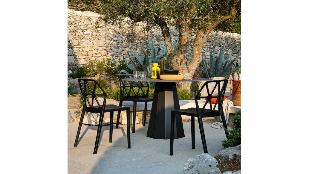 Tavolo Dix di Connubia Outdoor