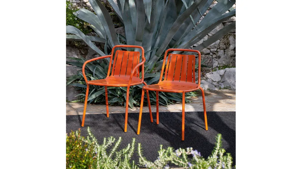 Sedia impilabile Easy di Connubia Outdoor