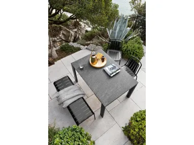 Tavolo rettangolare Dorian con top in ceramica effetto pietra di Connubia Outdoor