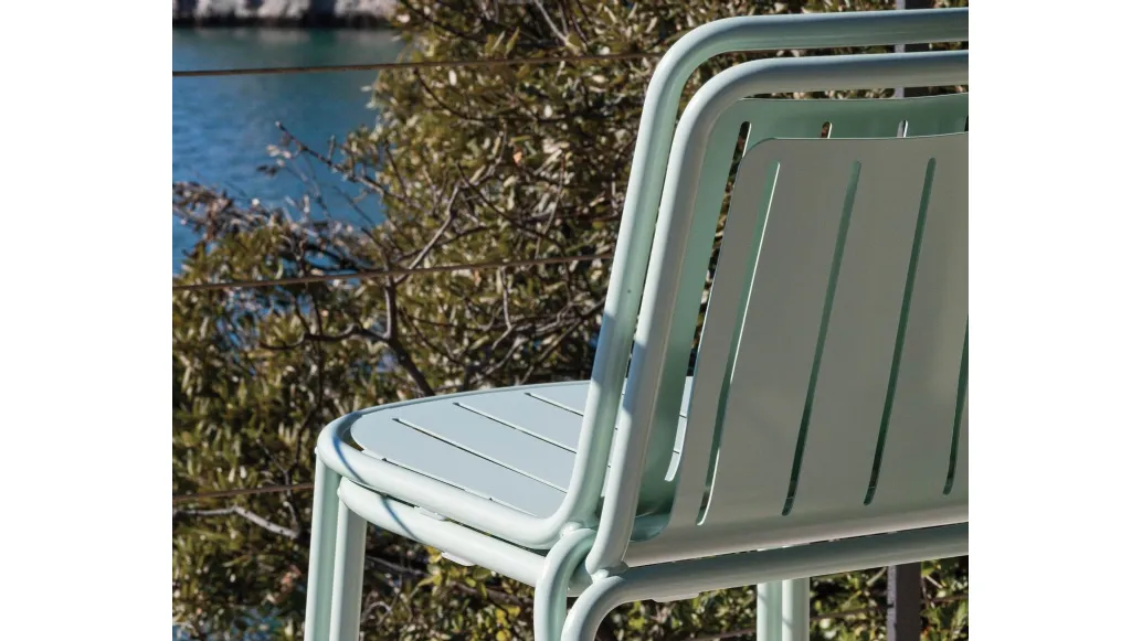 Sedia Easy di Connubia Outdoor