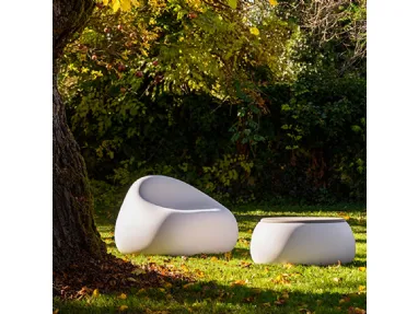 Poltrona di design Stone-P in polipropilene bianco di La Seggiola