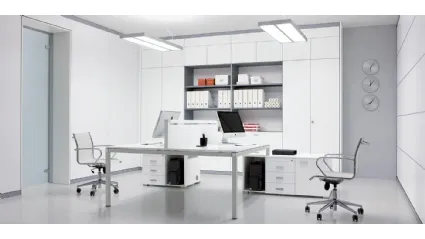 Scrivania operativa in melaminico e metallo Point di MobilOfficeFurniture