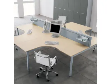 Scrivania operativa Point sagomata in melaminico e metallo di MobilOfficeFurniture