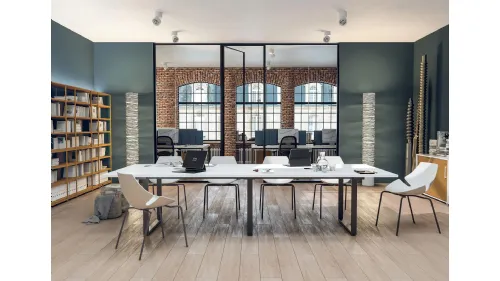 Scrivania Operativa Quadro 02 di MobilOfficeFurniture